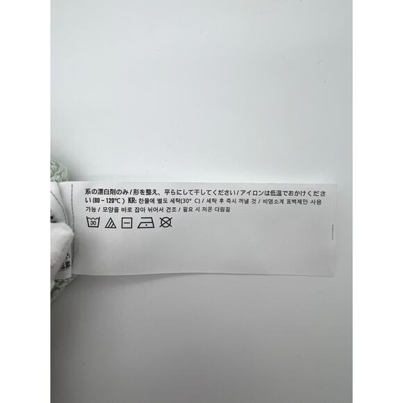 ABERCROMBIE & FITCH Muted Seafoam Green V-Neck Cable Sweater Vest (Woman: Small) - Picture 14 of 14